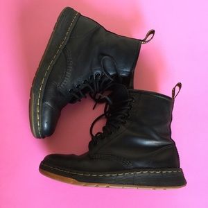 Dr. Martens 6 women’s shoes